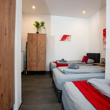 Serviceroom24 - 3 In Hoch Wlan - Smart-tv - 24-7 Check-in Und Kueche *