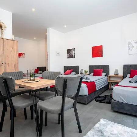 Serviceroom24 - 3 In Hoch Wlan - Smart-tv - 24-7 Check-in Und Kueche Apartment *