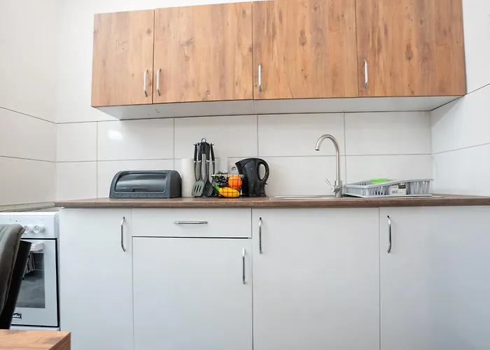 Lejlighed Serviceroom24 - 3 In Hoch Wlan - Smart-tv - 24-7 Check-in Und Kueche *